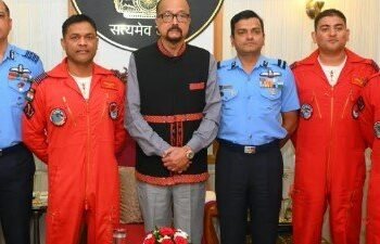 राज्यपाल श्री रमेन डेका से एयर ऑफिसर कमांडिंग श्री नंदा कुमार बाला ने की सौजन्य भेंट